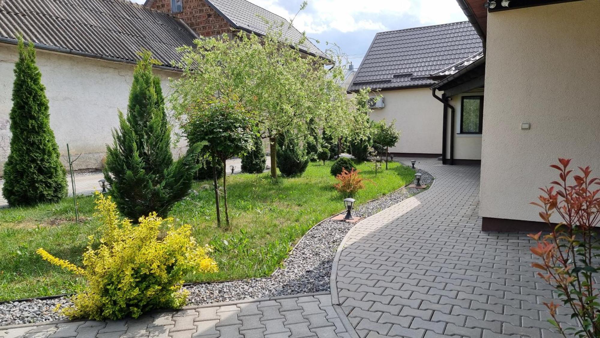 Salt Orchid Apartments Turda Exterior photo