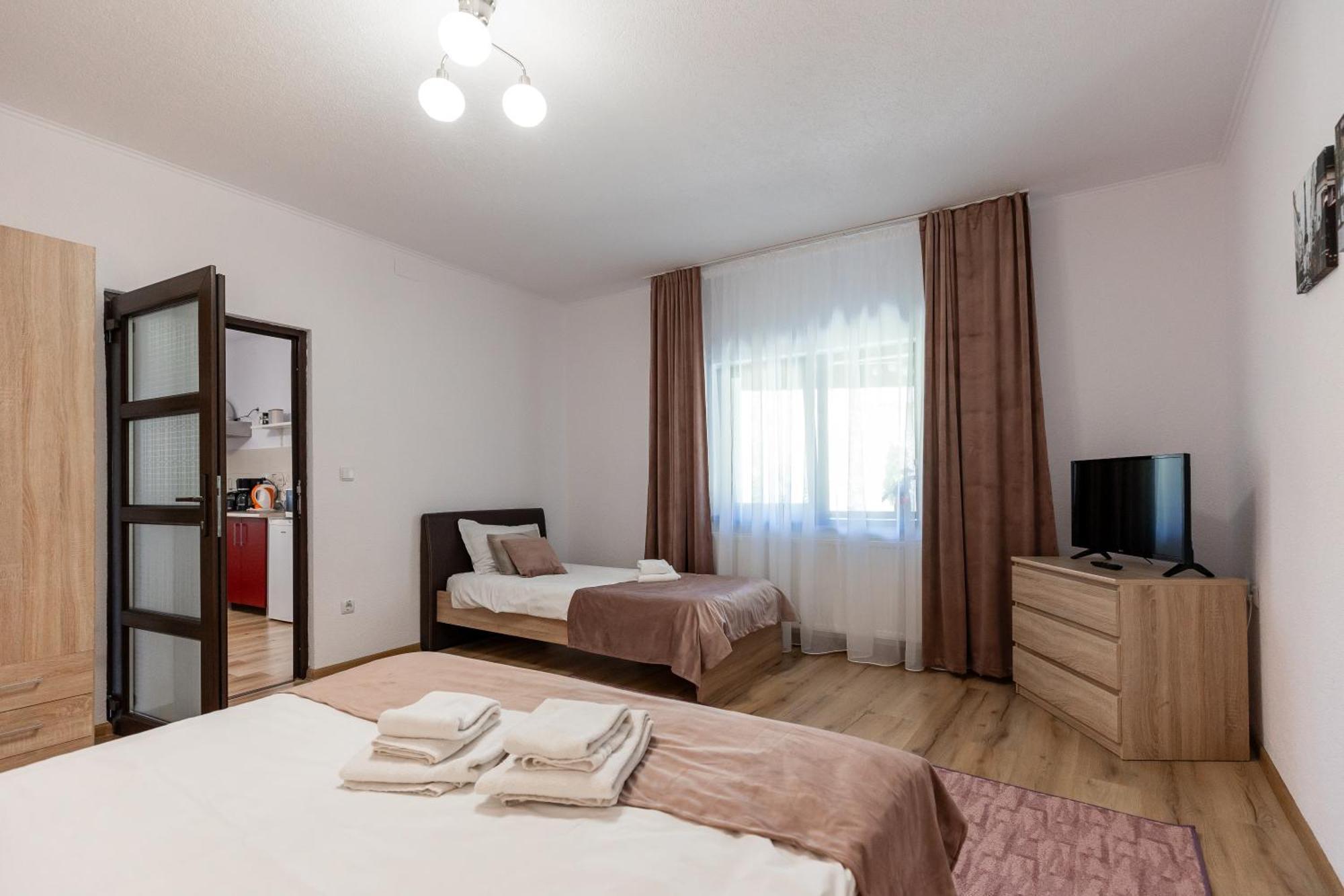 Salt Orchid Apartments Turda Exterior photo