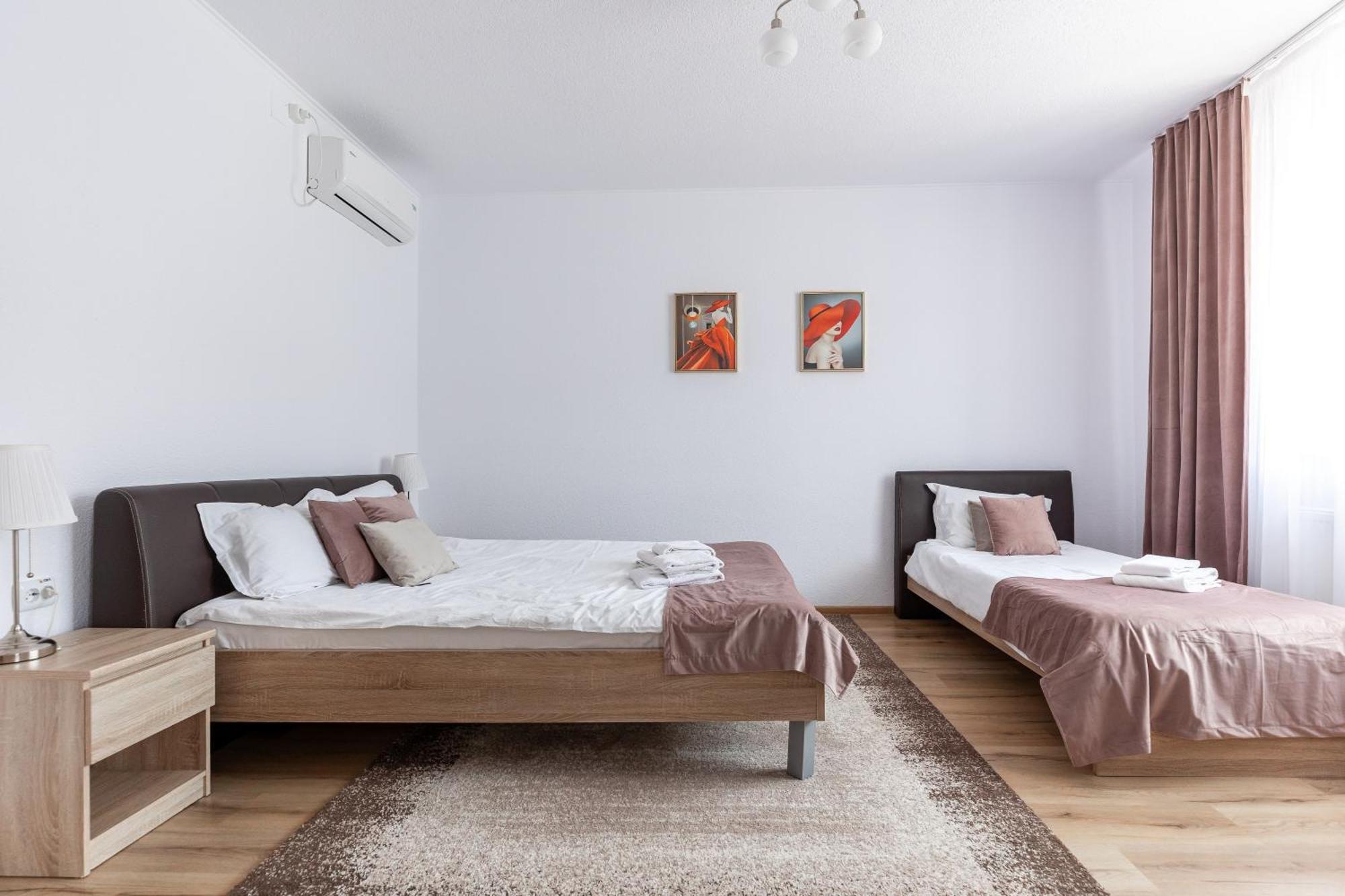 Salt Orchid Apartments Turda Exterior photo