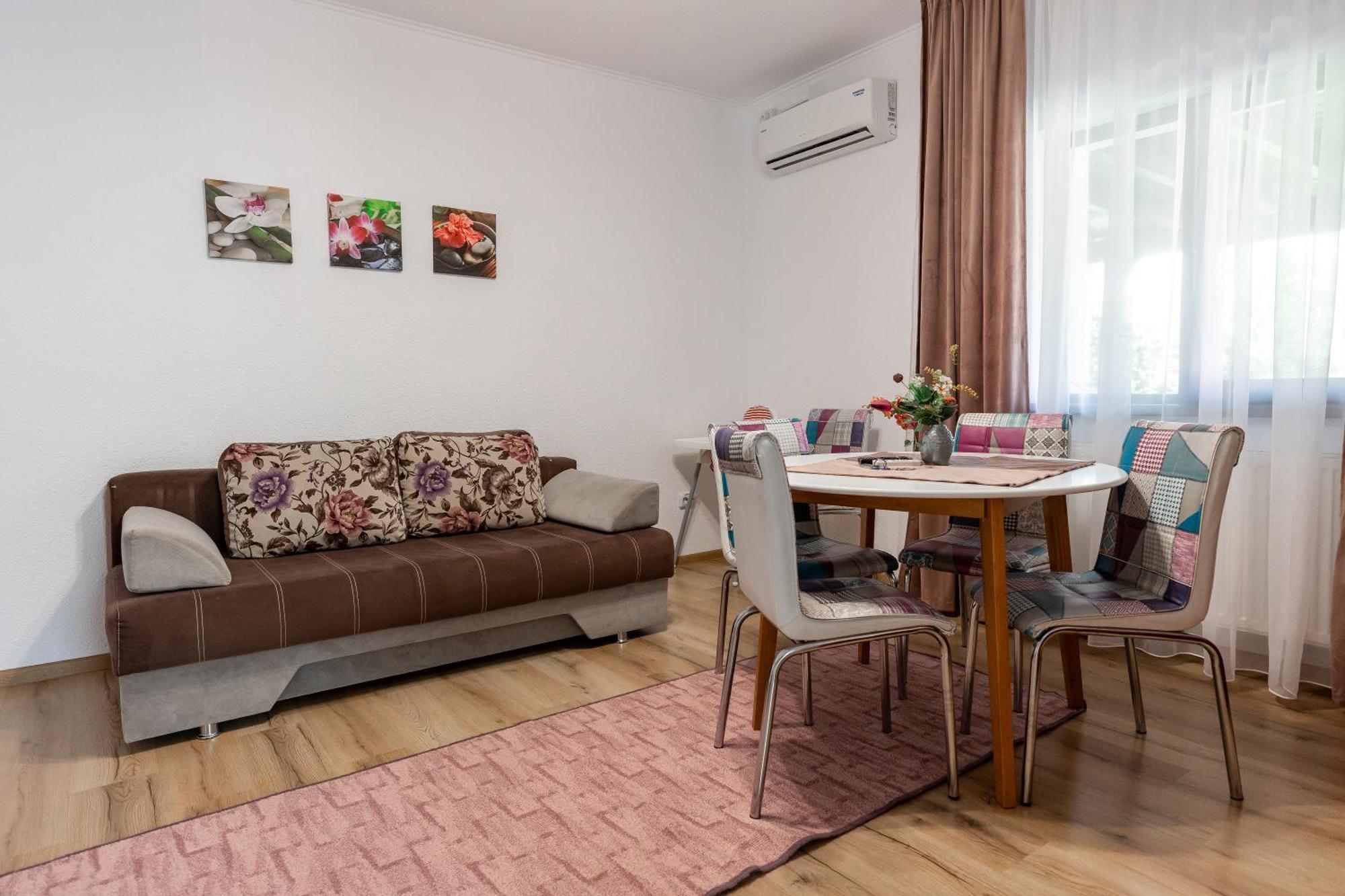 Salt Orchid Apartments Turda Exterior photo